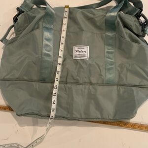 Floless Workshop Weekend/ Gym Gag NWOT in Sage Green